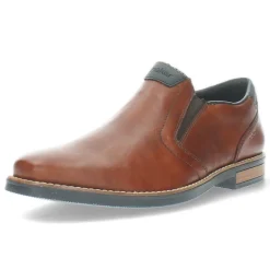 Cognac slip-ons