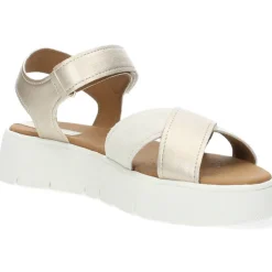 Metallic beige sandalen