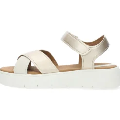 Metallic beige sandalen