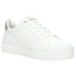 Witte sneakers
