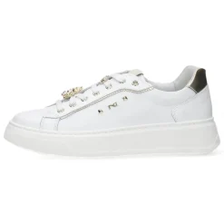 Witte sneakers