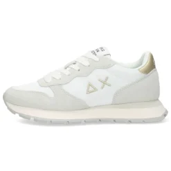 Witte sneakers