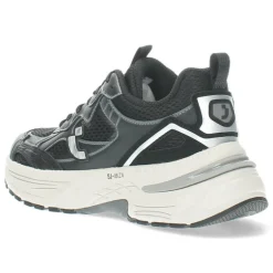 Zwarte sneakers