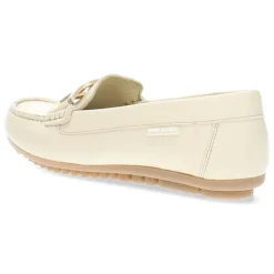Beige mocassins