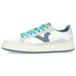Blauwe sneakers
