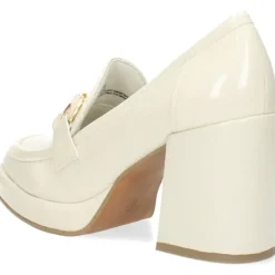 Ecru mocassins op hak