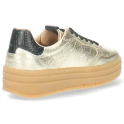 Gouden sneakers
