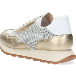 Gouden sneakers