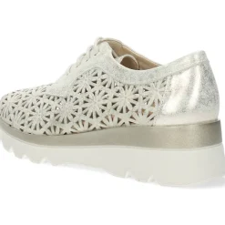 Gouden veterschoenen