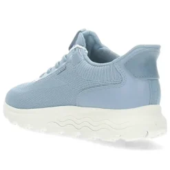 Lichtblauwe sneakers