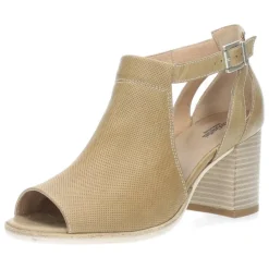 Lichtbruine sandalen