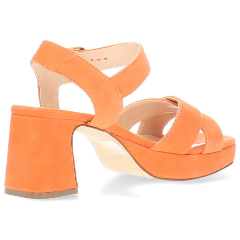 Oranje sandalen