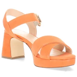 Oranje sandalen