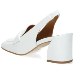 Witte mocassins op hak