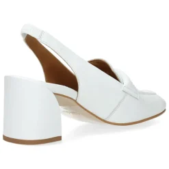 Witte mocassins op hak