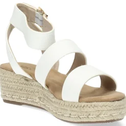 Witte sandalen