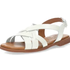 Witte sandalen