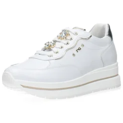 Witte sneakers