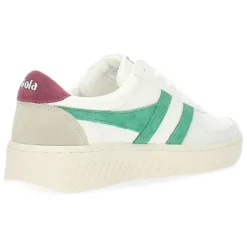 Witte sneakers