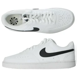 Witte sneakers