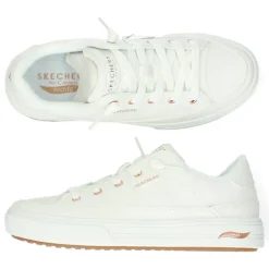 Witte sneakers