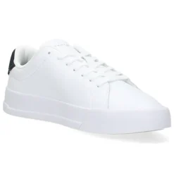 Witte sneakers