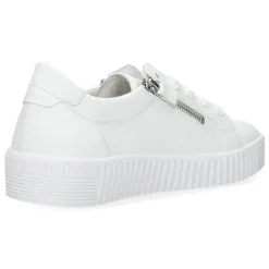 Witte sneakers