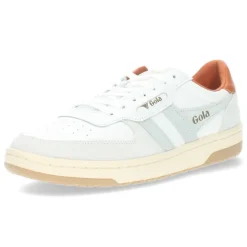 Witte sneakers