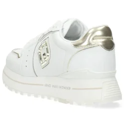 Witte sneakers