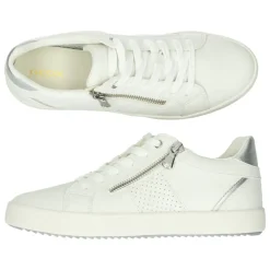Witte sneakers