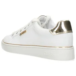 Witte sneakers