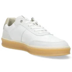 Witte sneakers