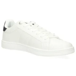 Witte sneakers
