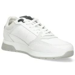 Witte sneakers