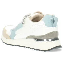 Witte sneakers