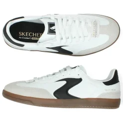 Witte sneakers