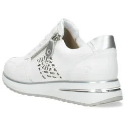 Witte sneakers