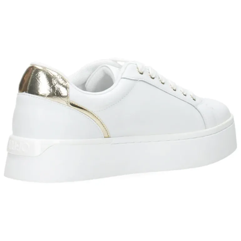 Witte sneakers
