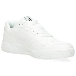 Witte sneakers