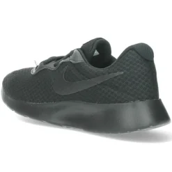 Zwarte baskets Tanjun M